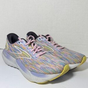 Brooks Women's Pastel Athletic Shoes Size 9.5